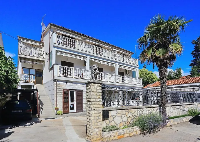 Gostinjska kuća Jadera 3*