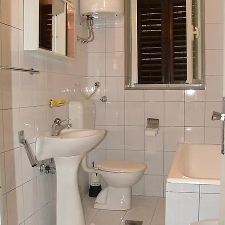 Guest house Jadera 3*